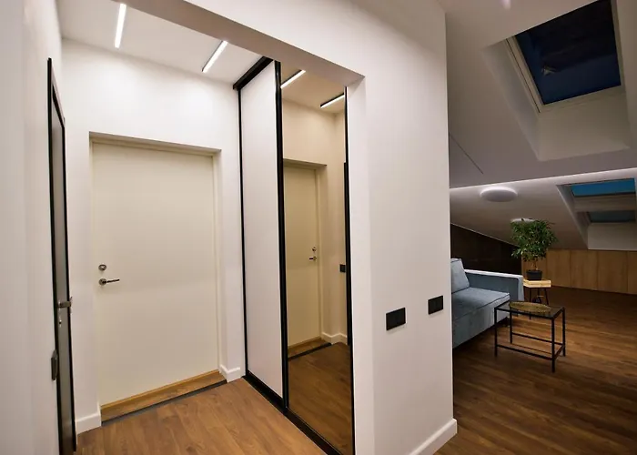 Last Floor Two Level With Fantastic View *